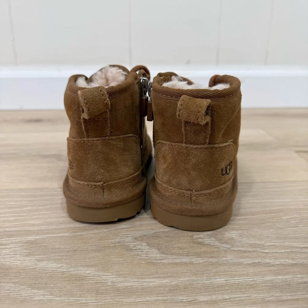 UGG chestnut neumel